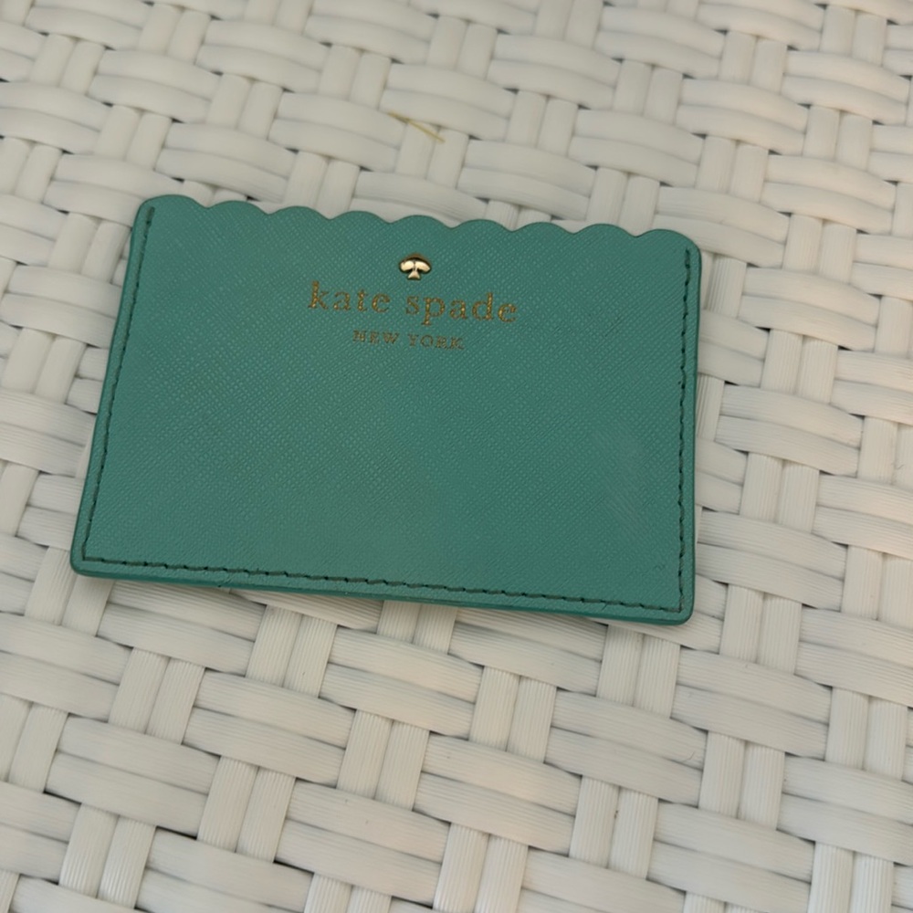 Kate Spade Scallop Card Case